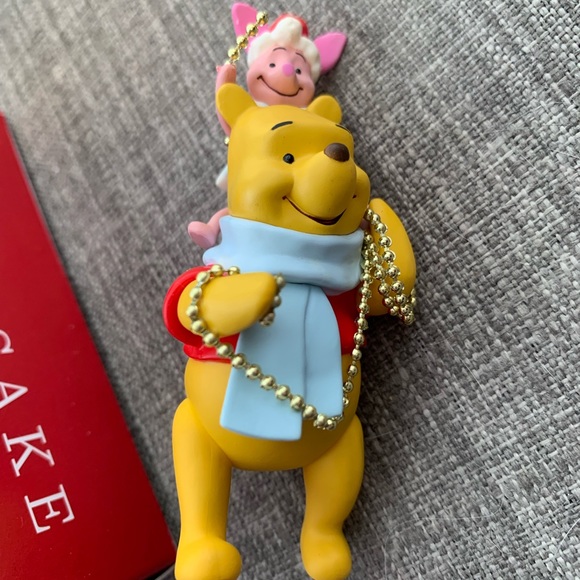 Disney Hallmark Winnie the Pooh and Piglet ornament - Picture 2 of 5
